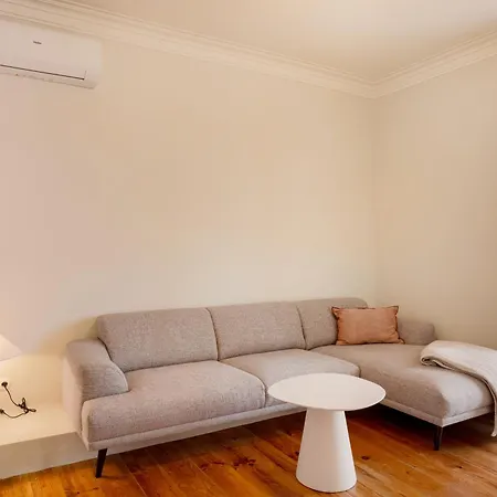 Design Workspace & Ac Lissabon