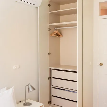 Design Workspace & Ac * Lisbon